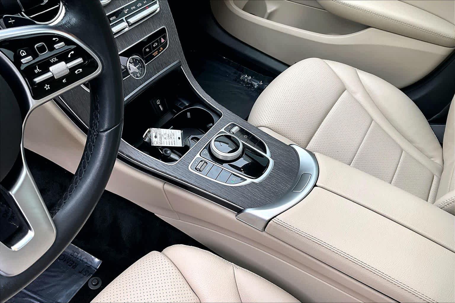 Used 2019 Polar White Mercedes-Benz C 300 image 16