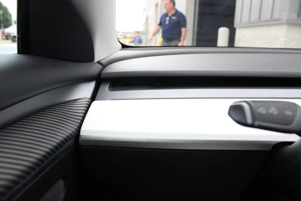 Used 2021 White Tesla Long Range image 9