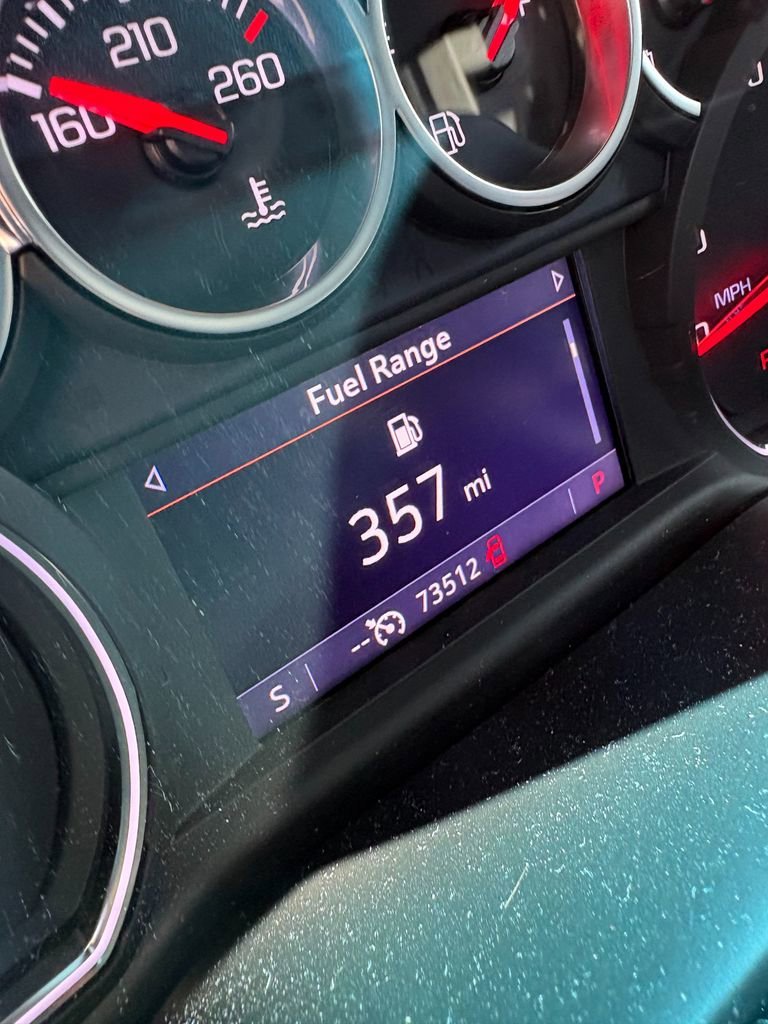 Used 2020 SUMMIT WHITE Chevrolet RST image 2