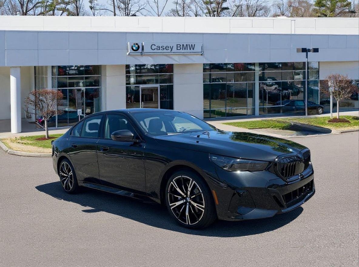 2027 BMW 5 Series 550e xDrive Sedan's photo