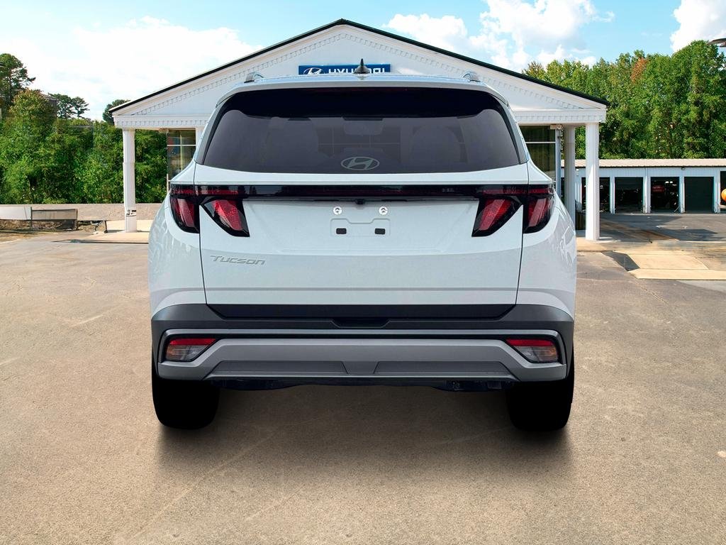 New 2026 White Hyundai SEL FWD image 9