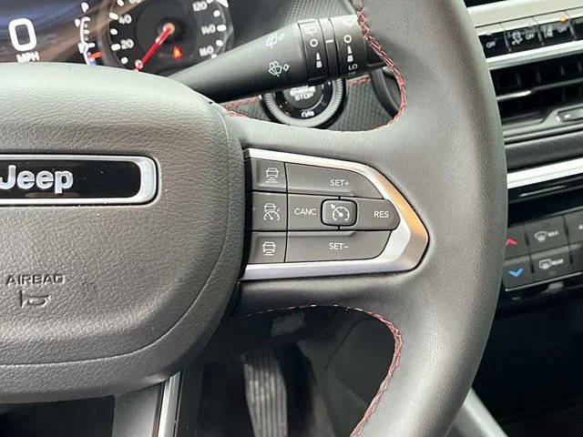 Used 2025 White Jeep Trailhawk image 29