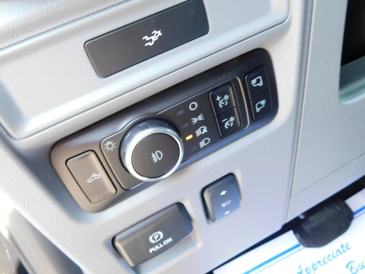 New 2026 Agate Black Metallic Ford Lariat® image 33