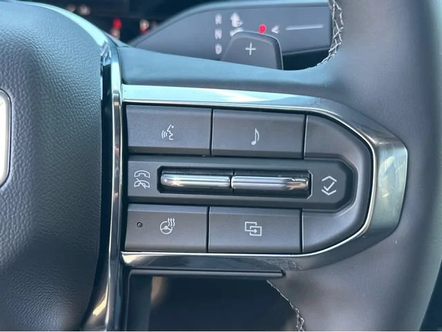 New 2026 Summit White GMC Elevation image 30