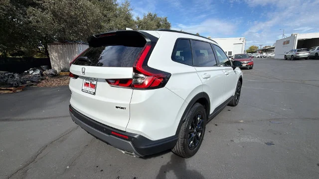 New 2027 Platinum White Pearl Honda Sport-L image 4