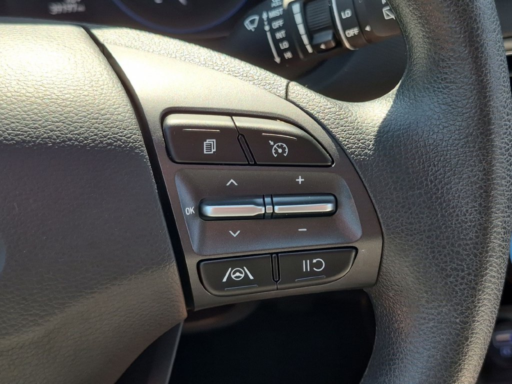 Used 2023 Black Hyundai SEL image 15
