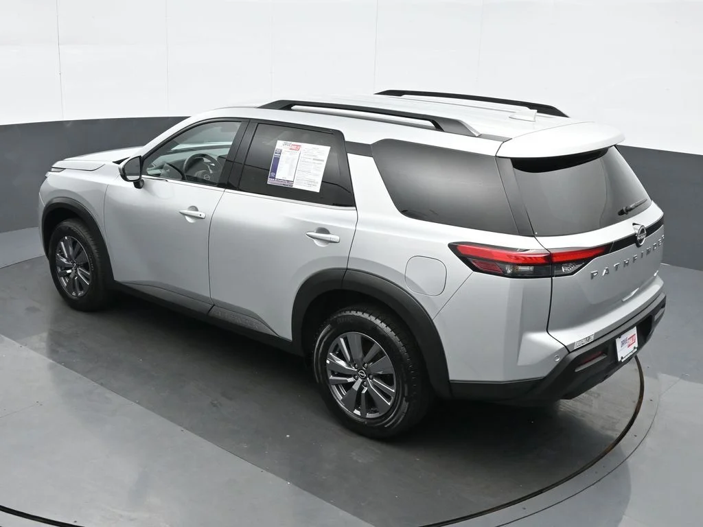 Used 2025 Silver Nissan SV image 20