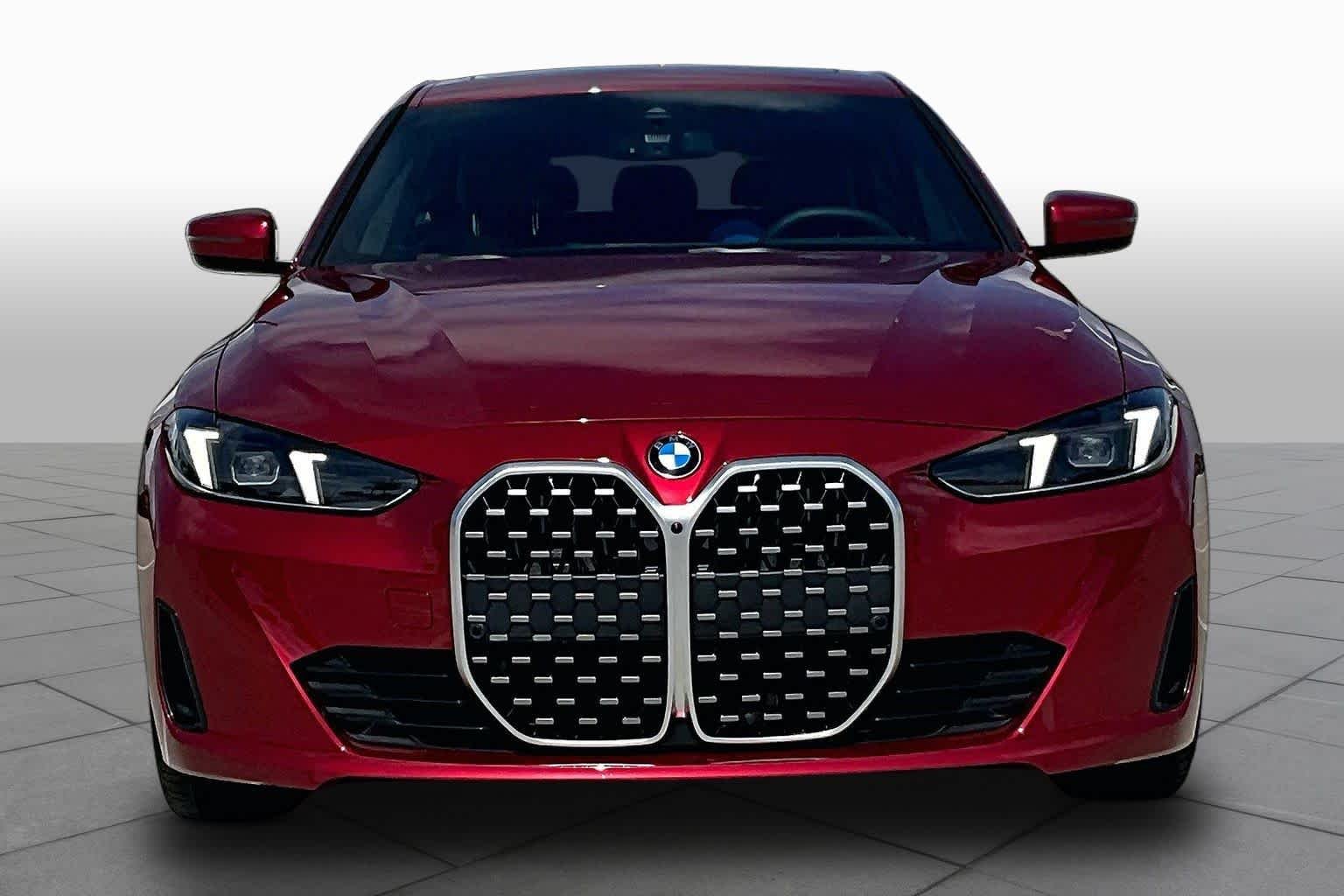 Used 2026 Vegas Red Metallic BMW 430i image 3