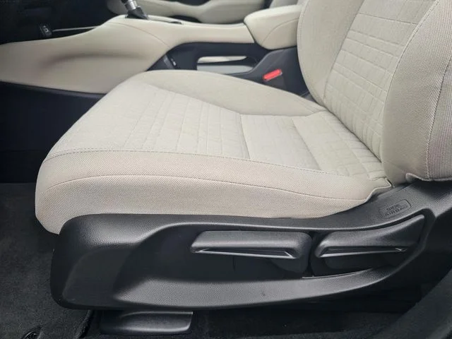 Used 2023 Green Honda LX image 20