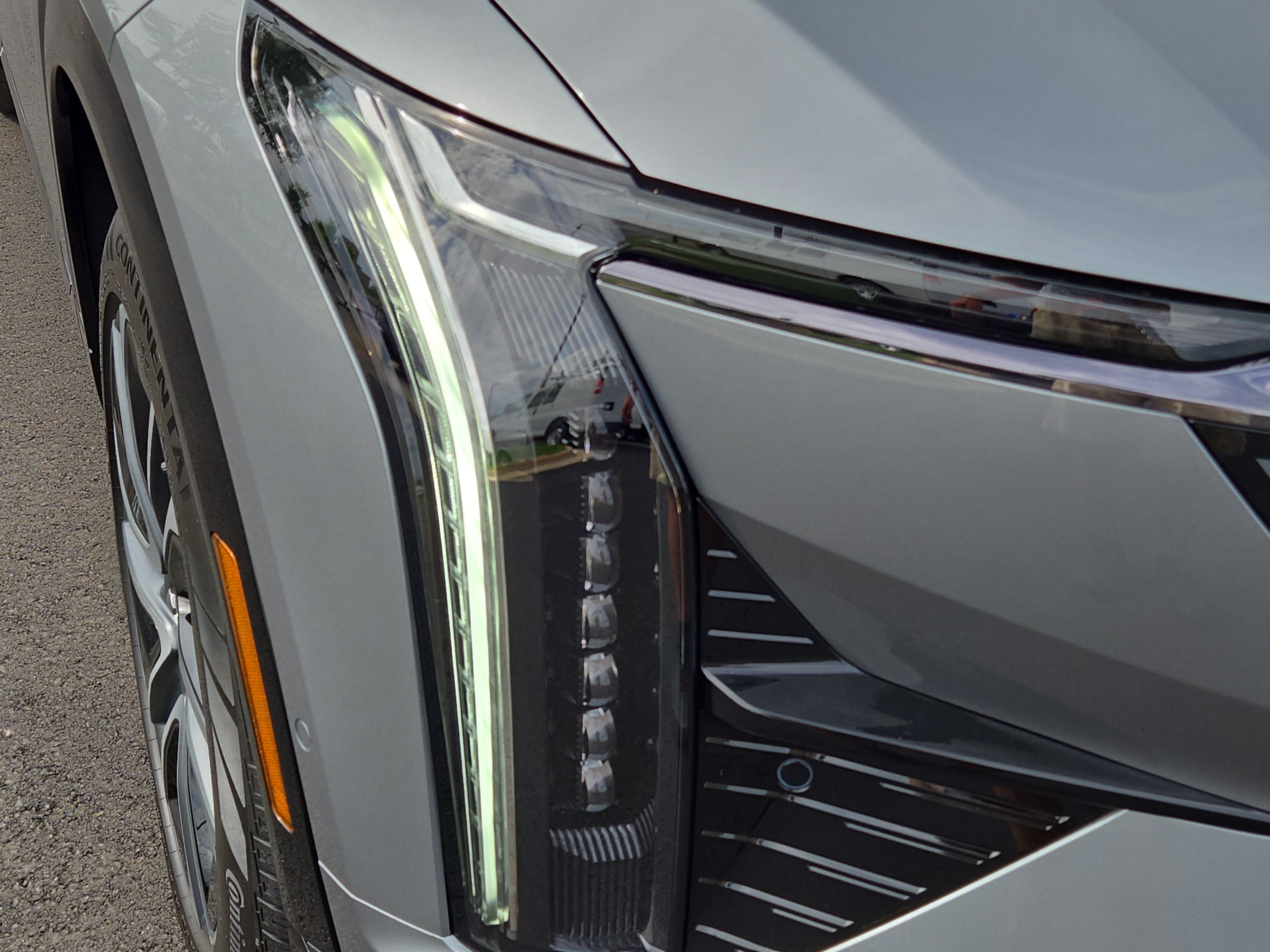 2026 Cadillac OPTIQ Sport - Photo 16