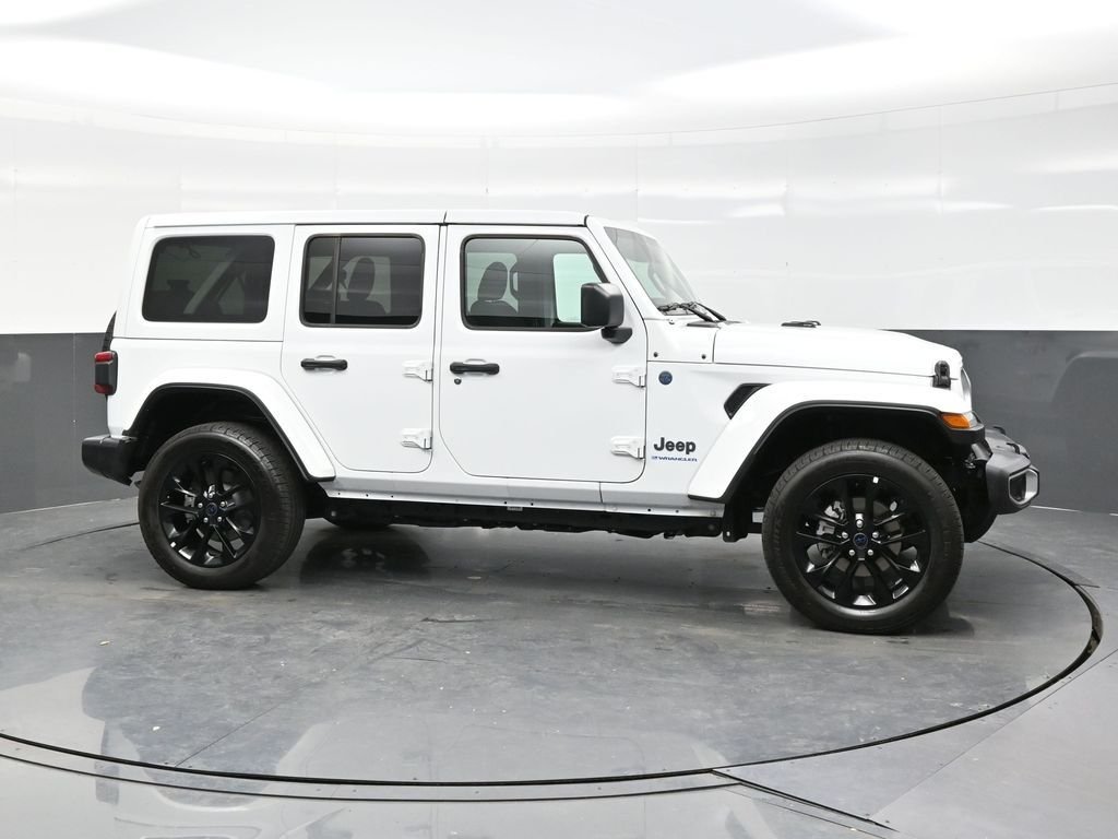 Used 2025 White Jeep Sahara 4xe image 8