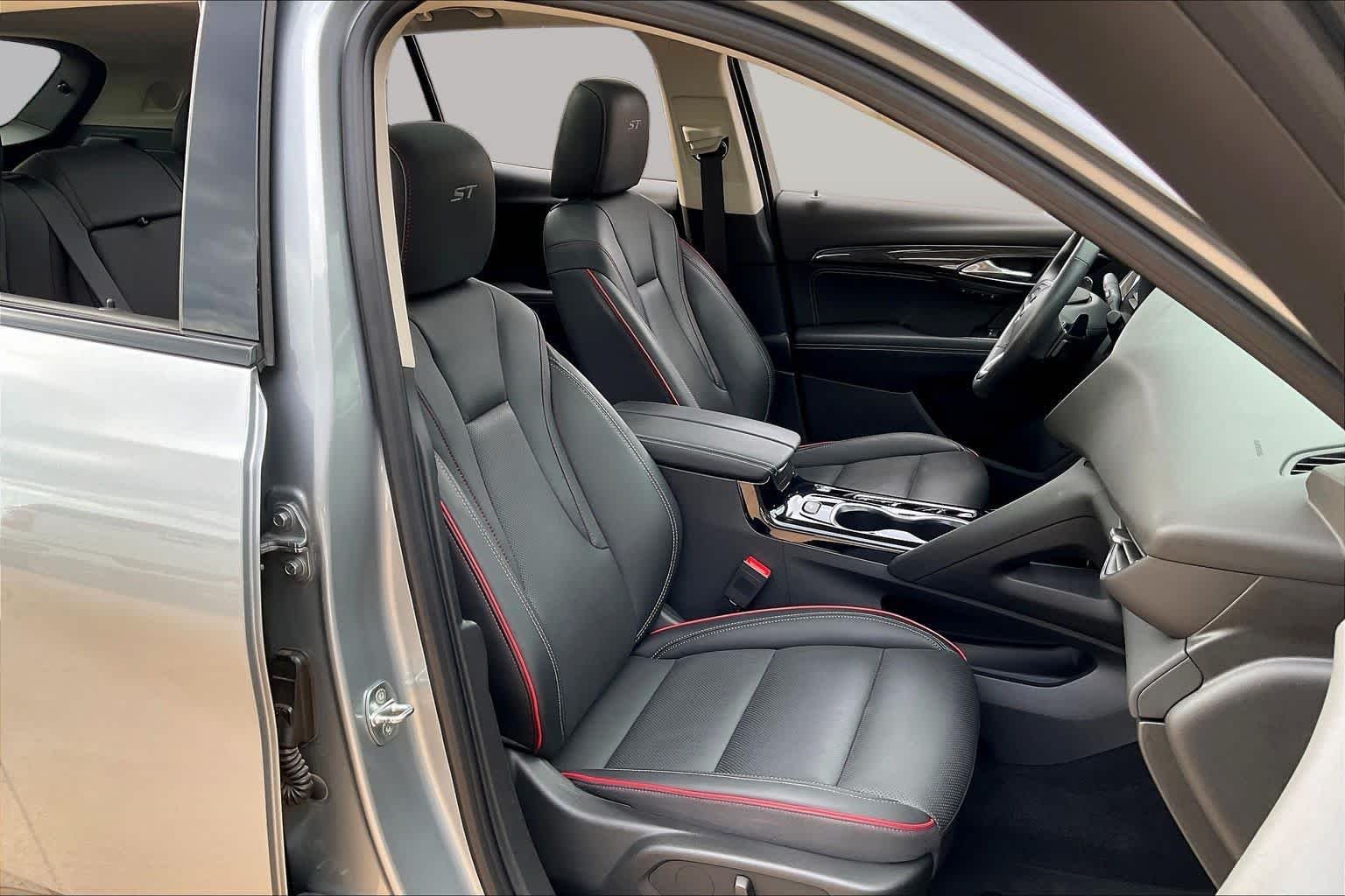 Used 2023 Moonstone Gray Metallic Buick Essence image 10