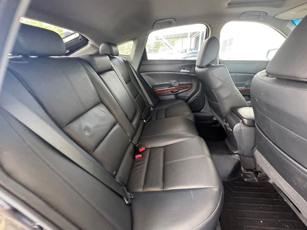 Used 2010  Honda EX-L image 24
