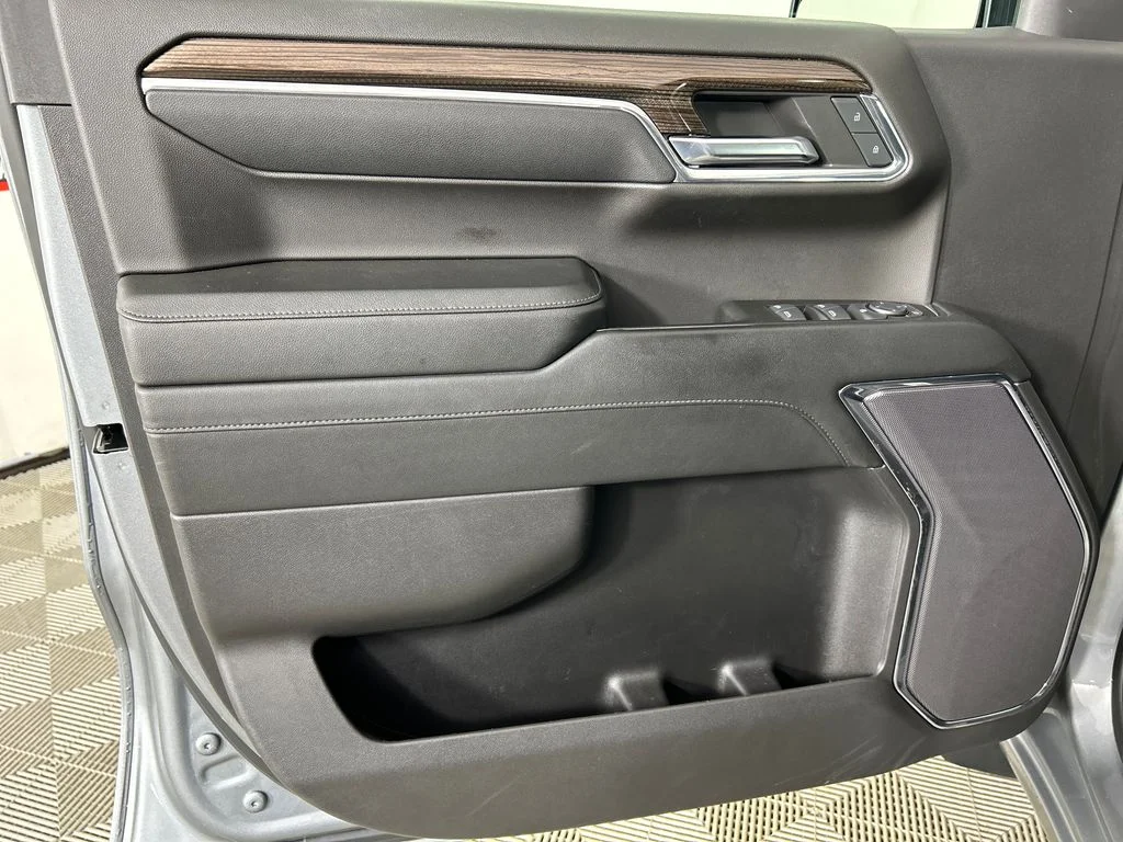 Used 2024 Gray Chevrolet RST image 12