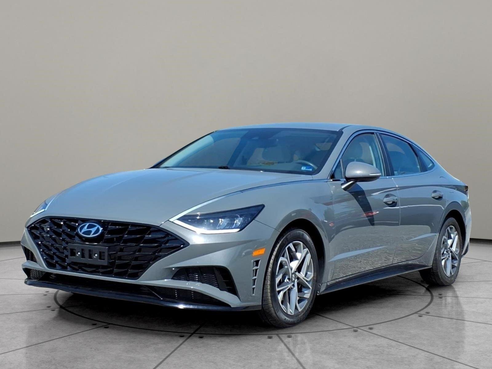 2022 Hyundai Sonata SEL's photo