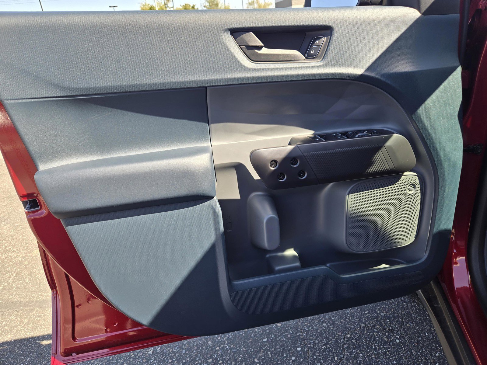 New 2026 Ruby Red Metallic Tinted Clearcoat Ford XLT image 9
