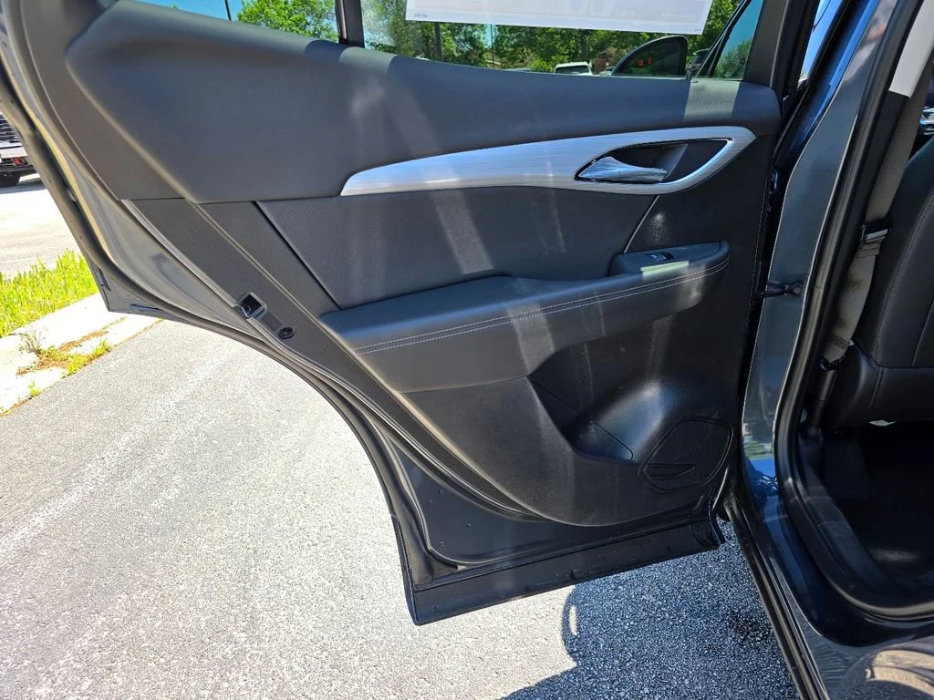 2026 Buick Envision Avenir - Photo 25