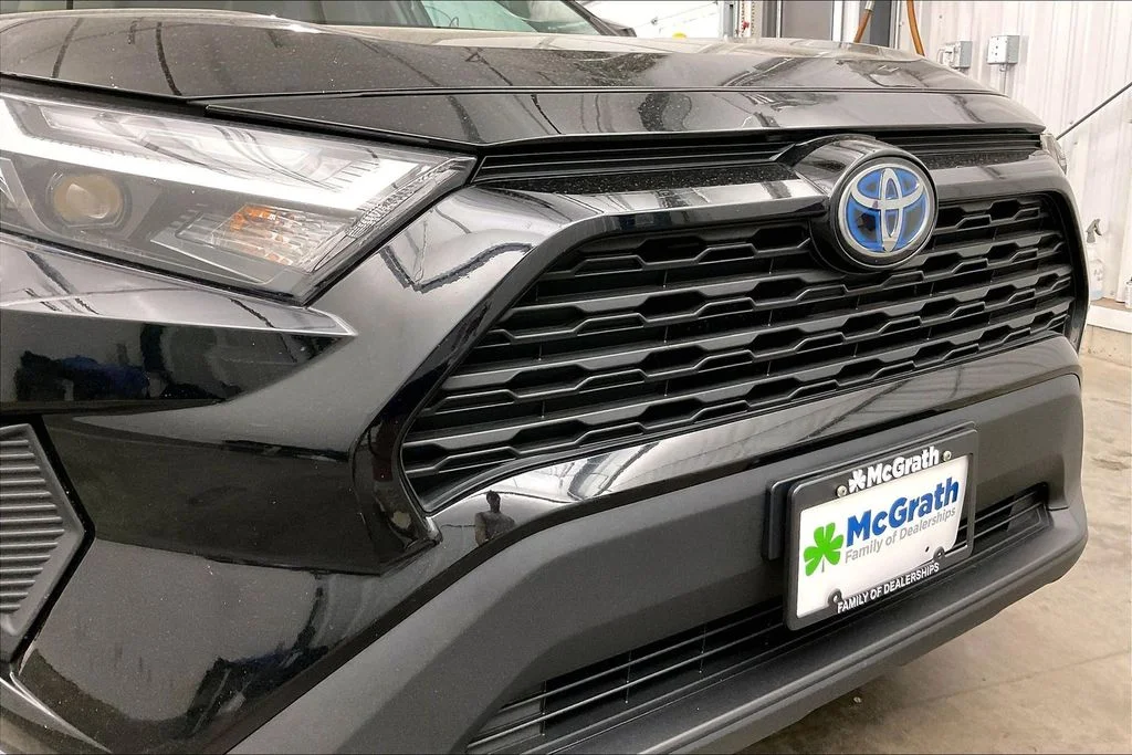 Used 2024 Black Toyota XLE image 32