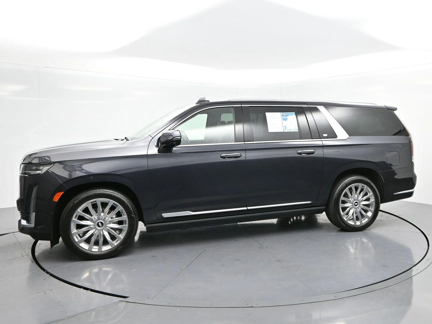 Used 2024 Galactic Gray Metallic Cadillac Premium Luxury Platinum image 4