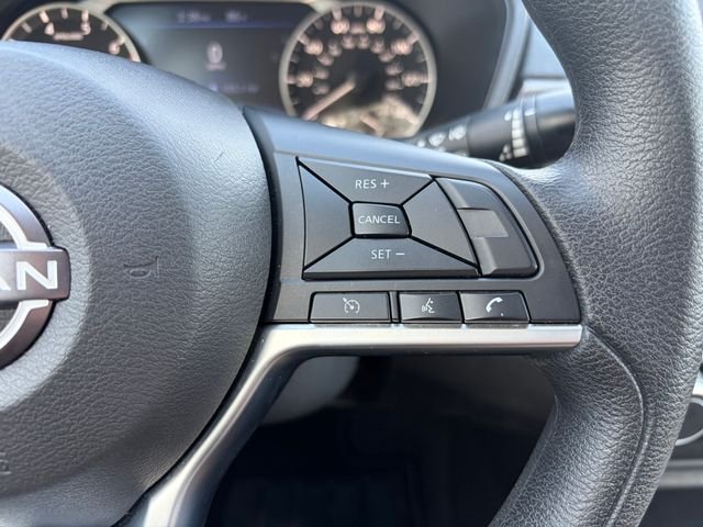 Used 2025 Super Black Nissan 2.5 SV image 7