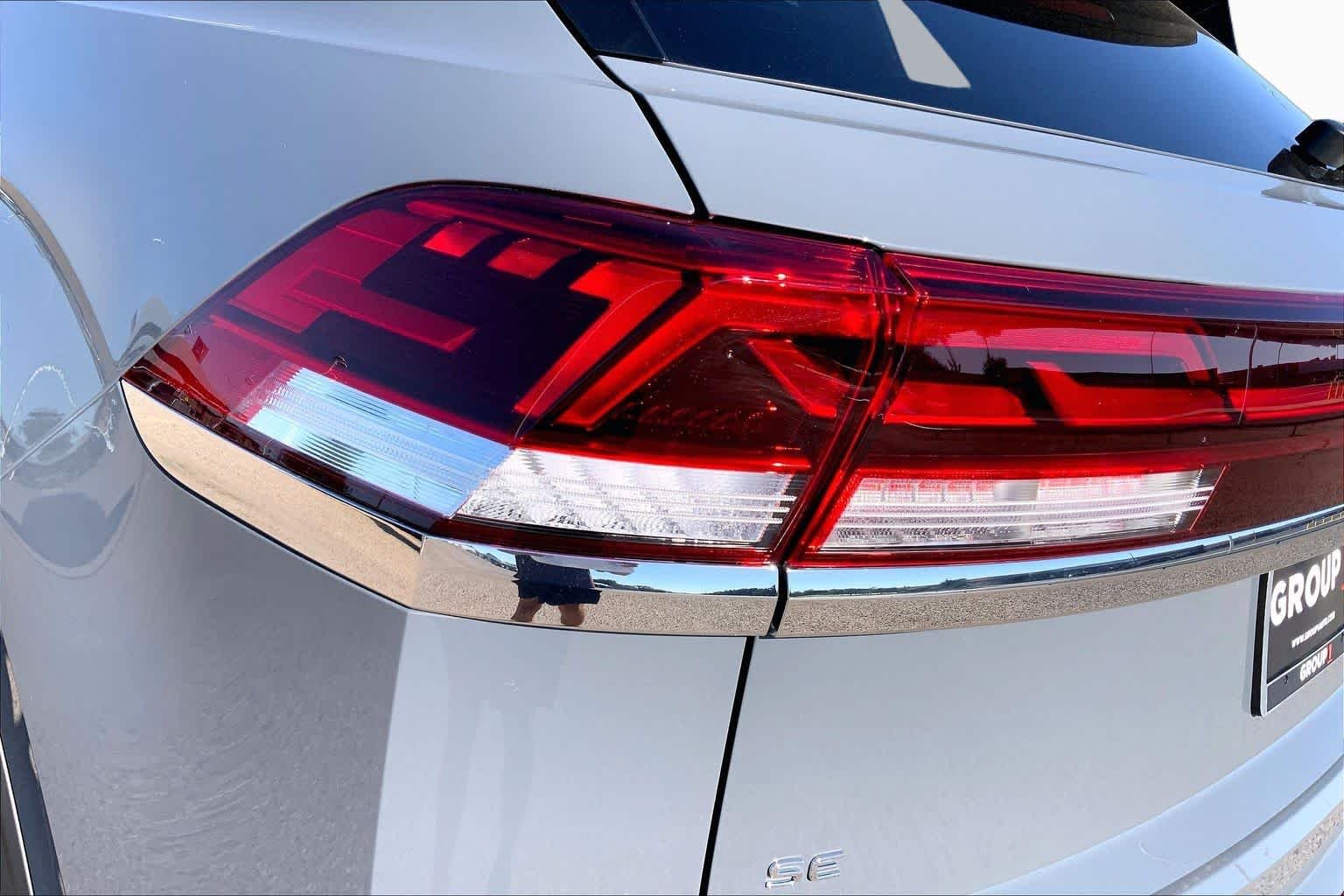 2026 Volkswagen Atlas Cross Sport SE w/Tech - Photo 14