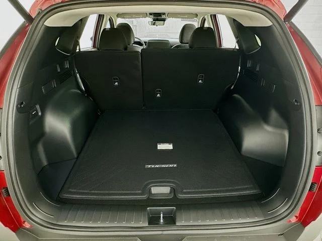 New 2026 Hyundai TUCSON SEL