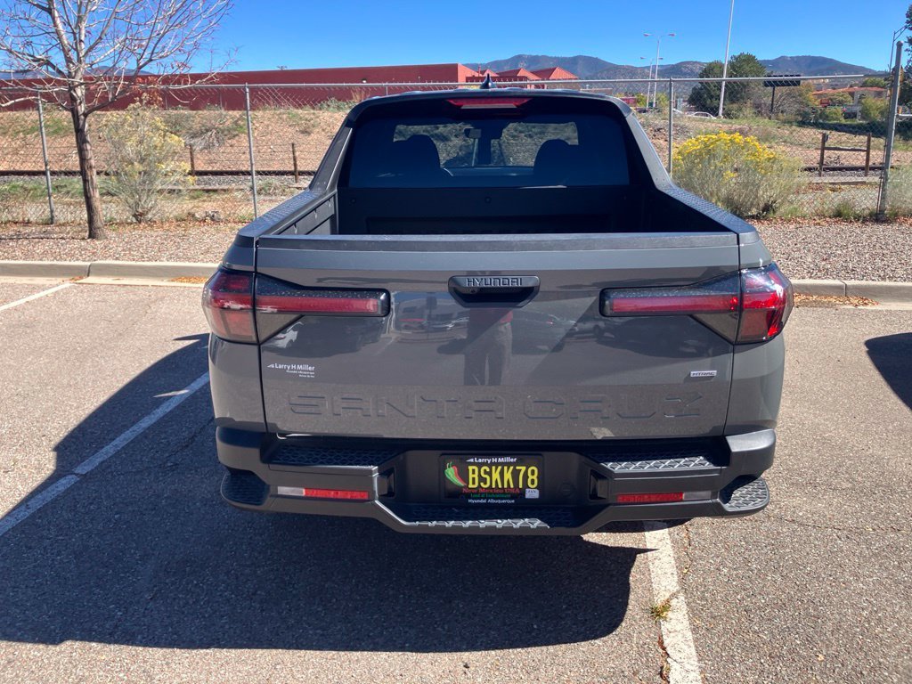 Used 2024 Gray Hyundai SEL image 5