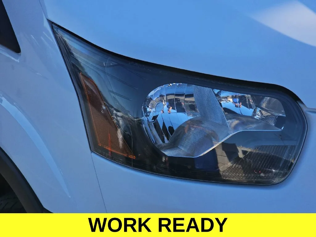 Used 2018 White Ford Base image 32
