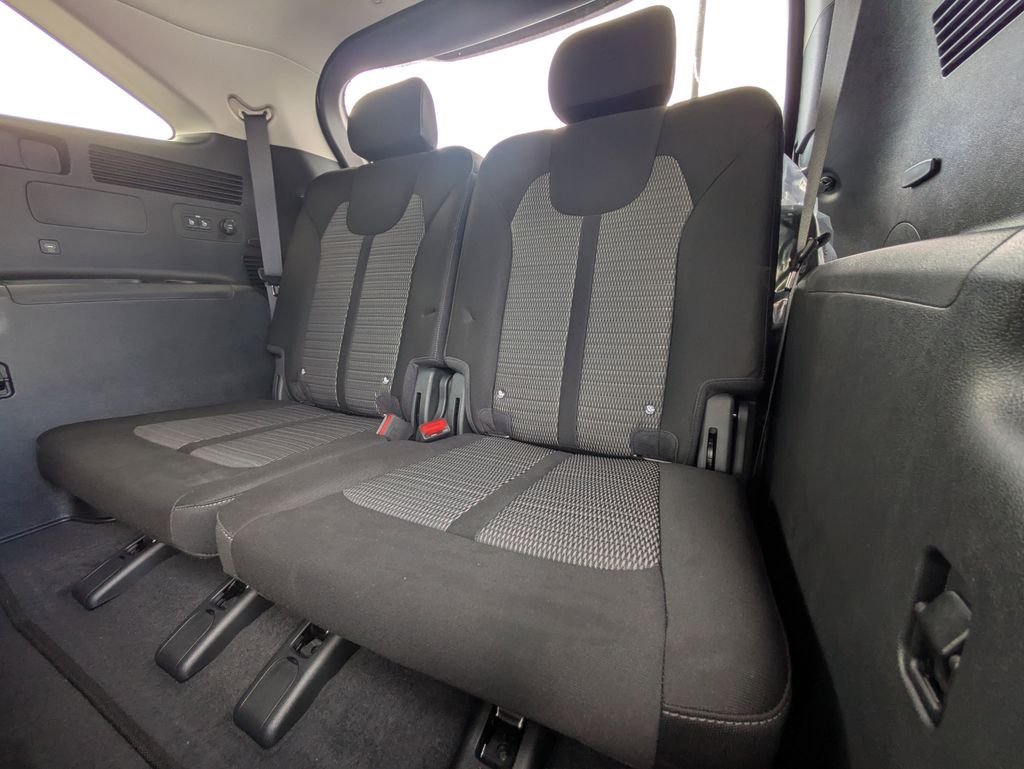 New 2026 Glacial White Pearl Kia LX image 14