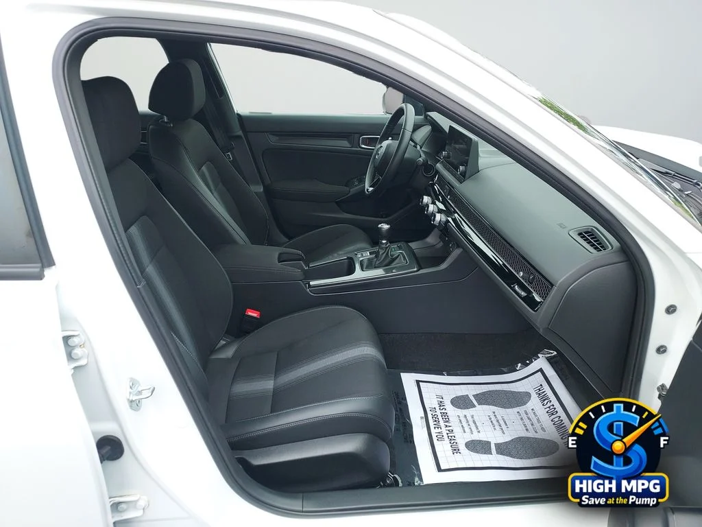 Used 2023 White Honda Sport image 19
