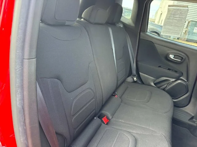 Used 2020 Red Jeep Latitude image 18