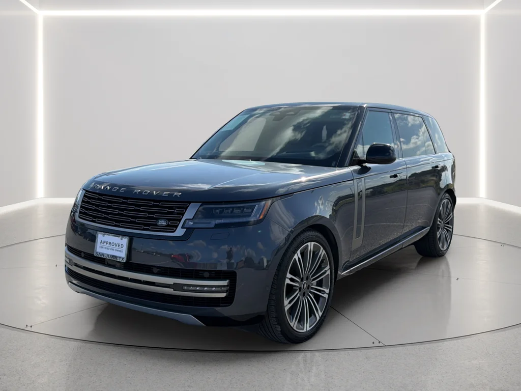 Used 2024 Blue Land Rover SE image 12