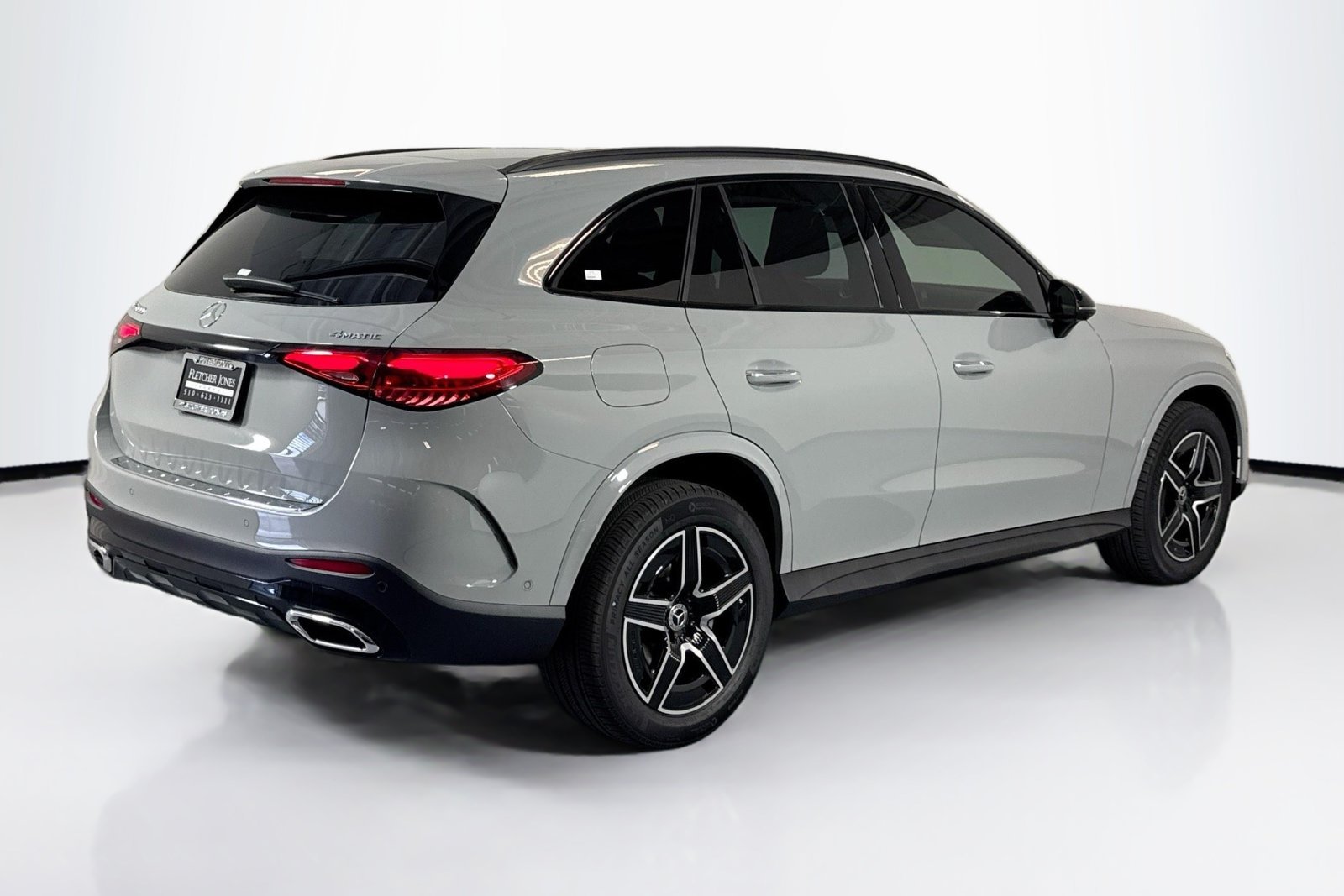 New 2026 MANUFAKTUR Alpine Grey Mercedes-Benz GLC 300 image 5