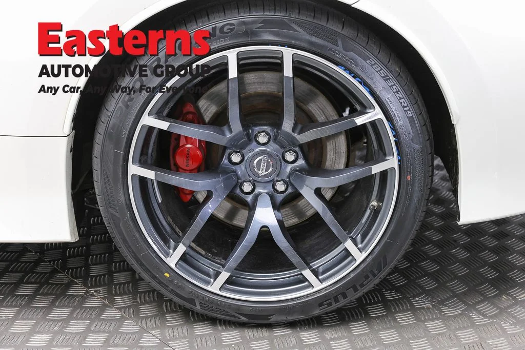 Used 2020 White Nissan Nismo image 8