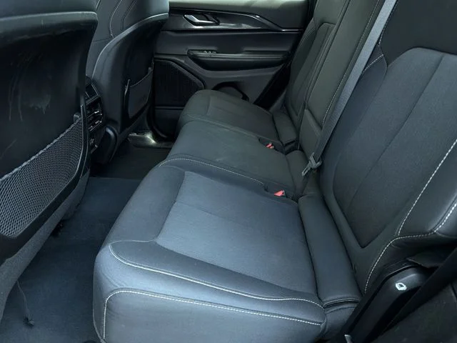 Used 2023 Black Jeep Laredo image 20