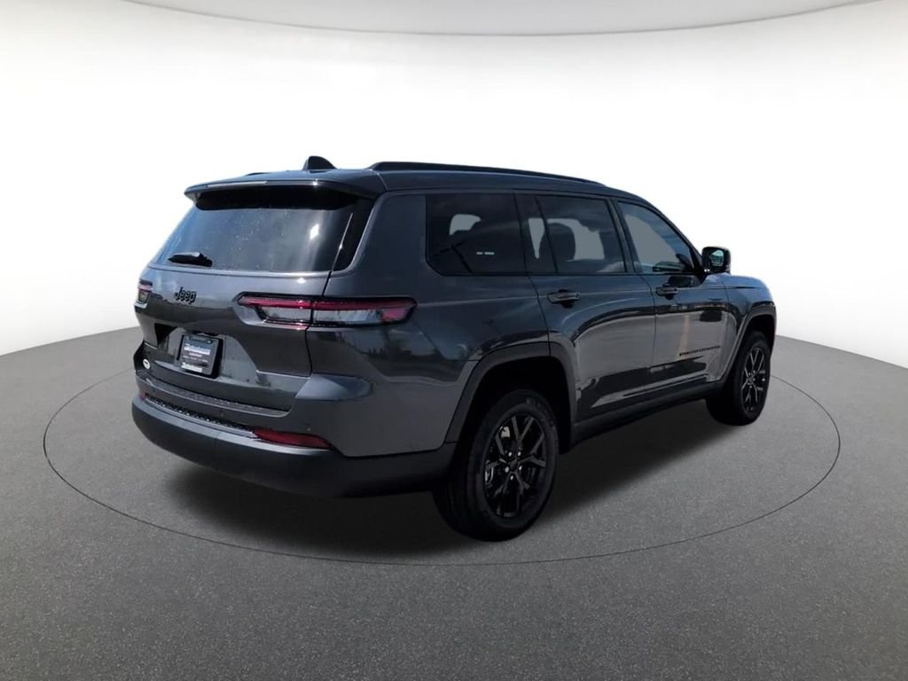 New 2026 Gray Jeep Altitude image 5