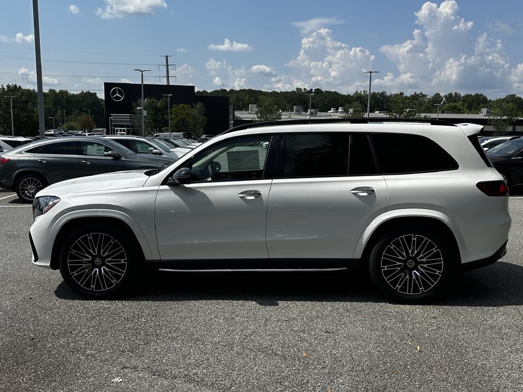 New 2027 MANUFAKTUR Moonlight White Metallic Mercedes-Benz GLS 450 image 43