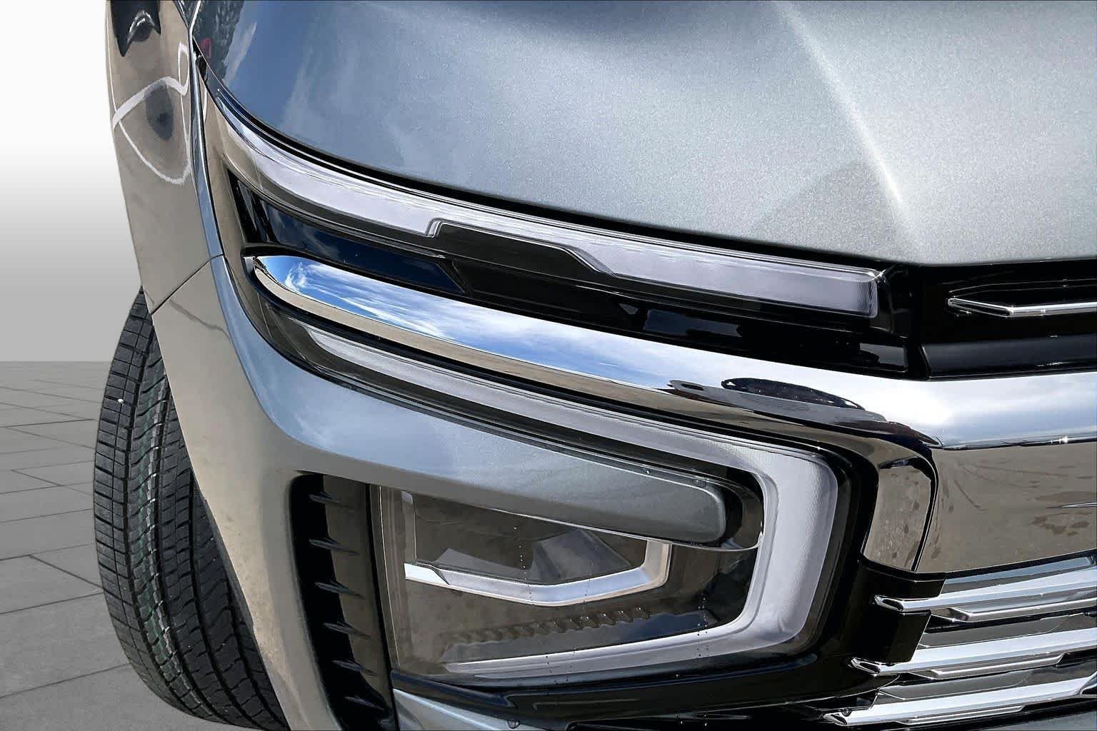 New 2026 Sterling Gray Metallic Chevrolet Premier image 13