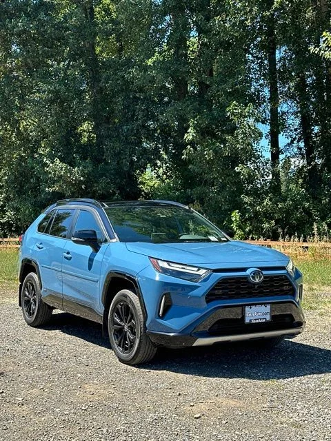 Used 2022 Cavalry Blue/Midnight Black Metallic Toyota XSE image 2