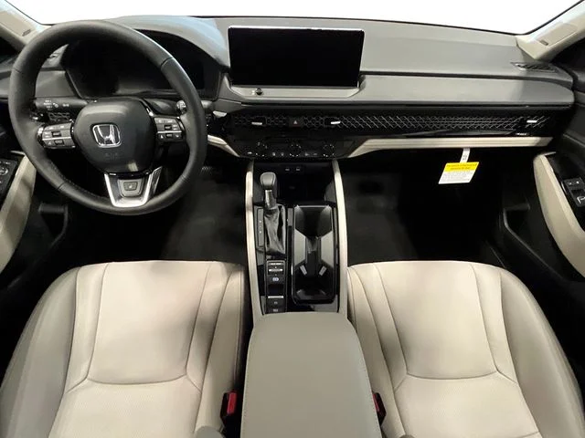 New 2026 Platinum White Pearl Honda Touring image 25