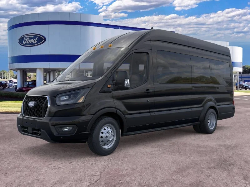 New 2026 Agate Black Metallic Ford XLT image 1