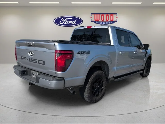 Used 2024 Silver Metallic Ford XLT image 3