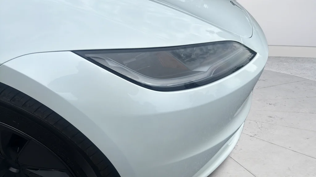 2025 Tesla Model 3 Long Range - Photo 30