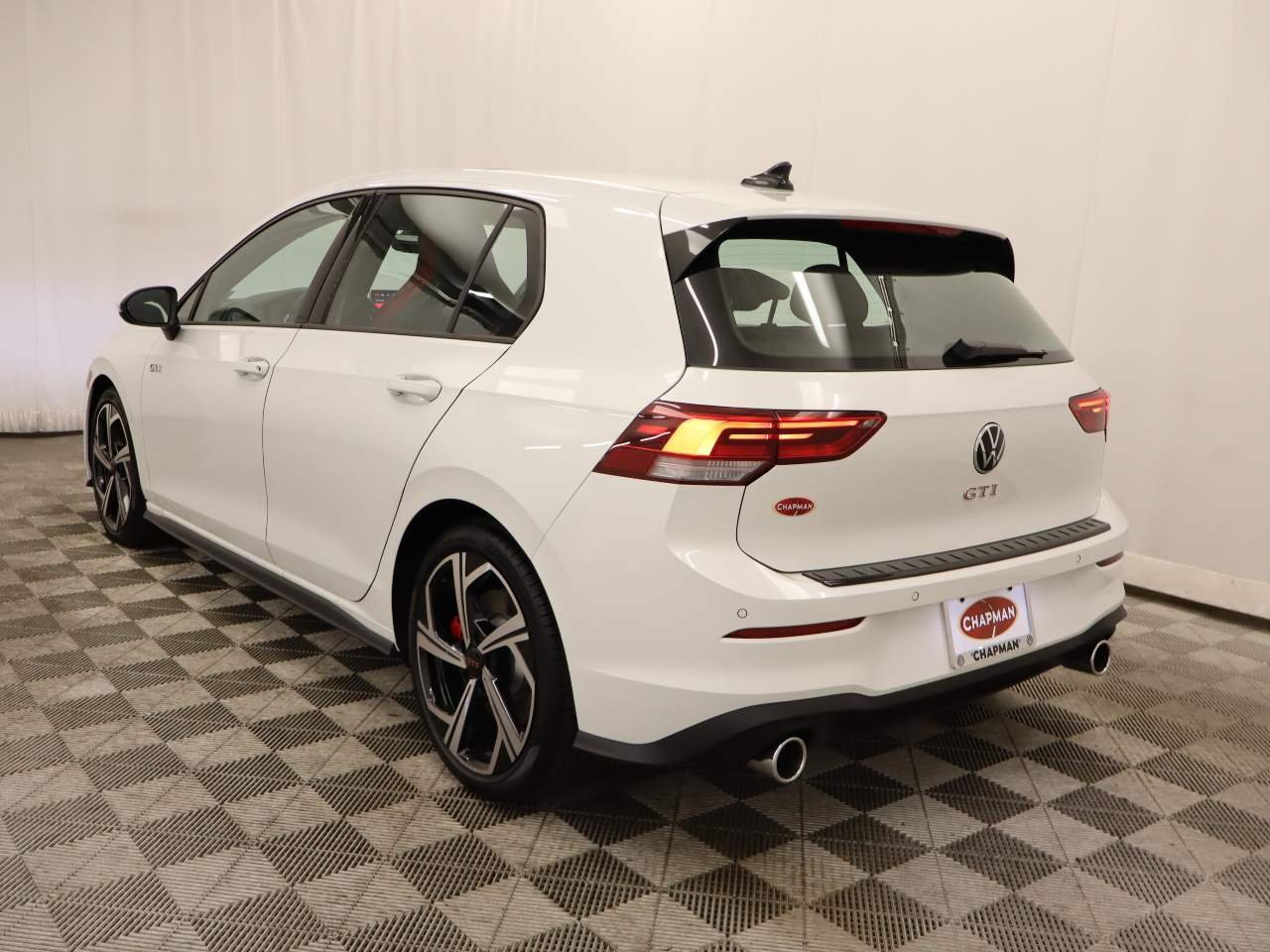 2026 Volkswagen Golf GTI SE - Photo 3