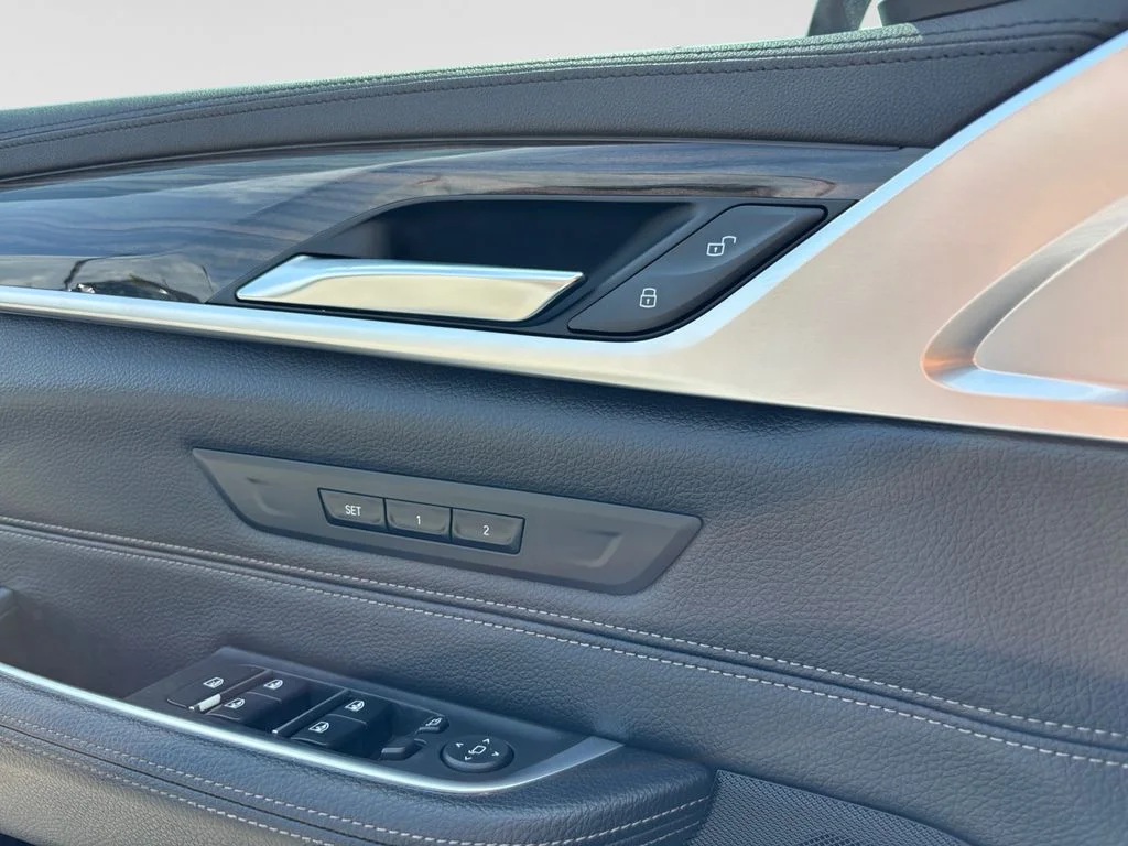 Used 2018 Black BMW 640 Gran Turismo i xDrive image 38