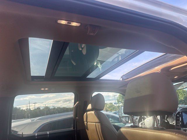 Used 2022 White Ford  image 15