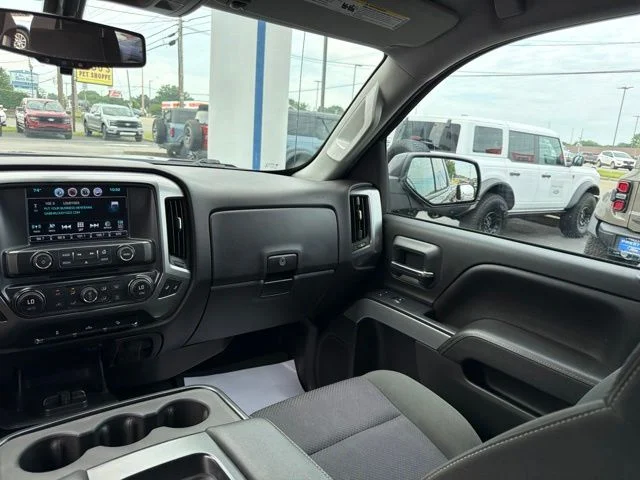 Used 2016 Gray Chevrolet LT image 27