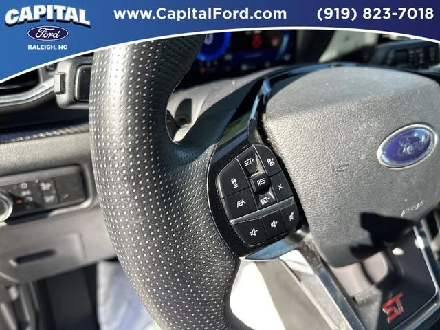 Used 2021  Ford ST image 23