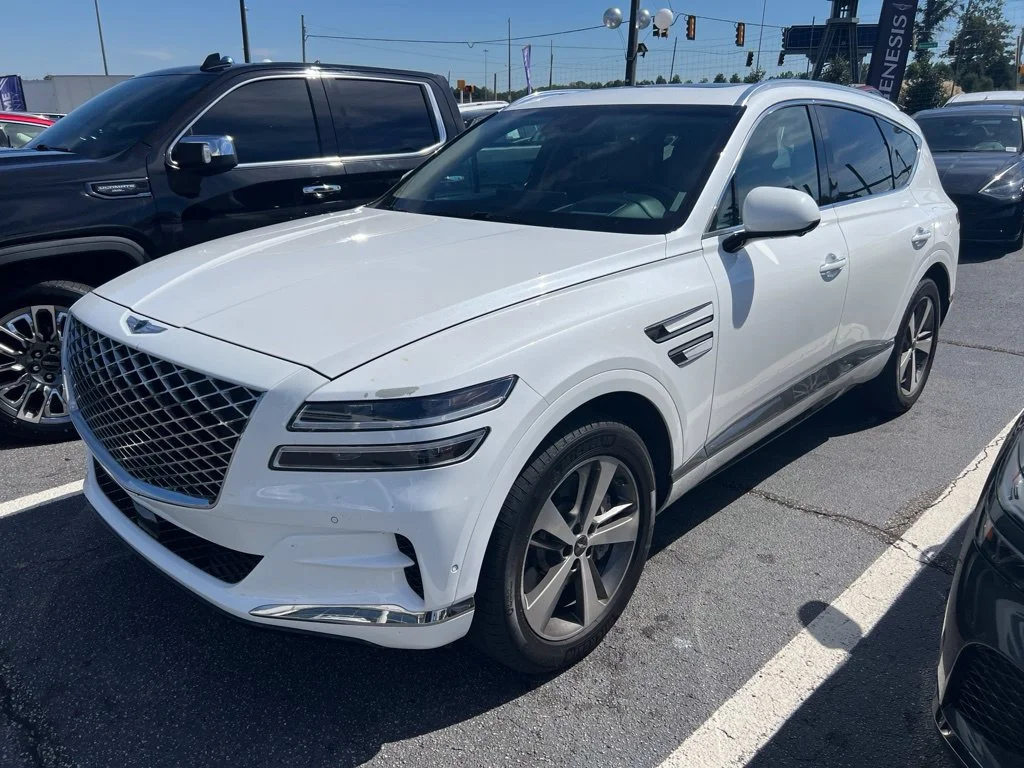 Used 2022 White Genesis 3.5T Advanced + image 2