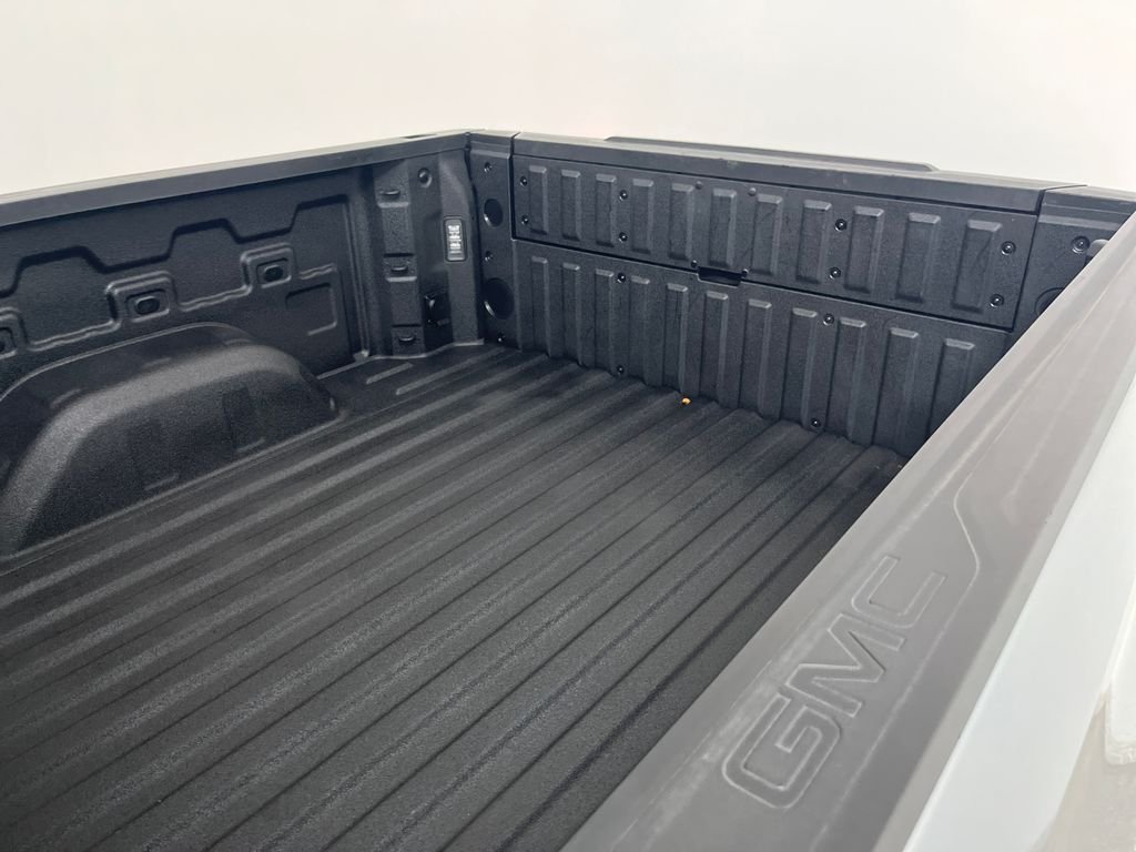Used 2023 Silver GMC Denali Ultimate image 9